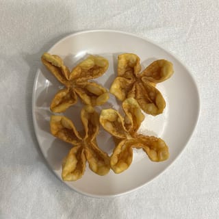 Crab Rangoon (4)